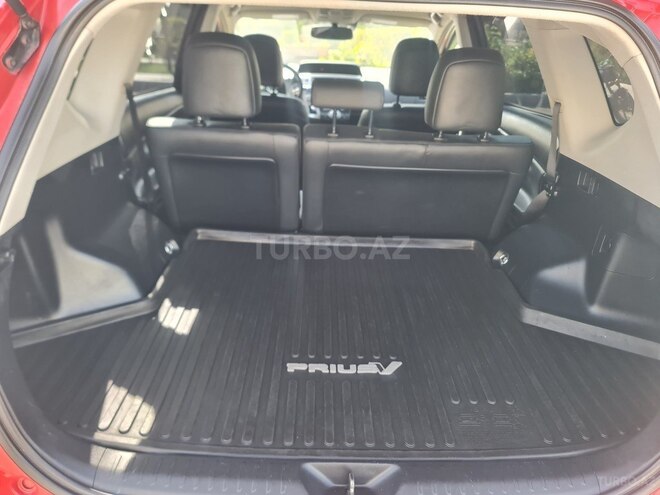Toyota Prius V 2015, 253,000 km - 1.8 л - Bakı