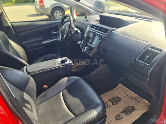 Toyota Prius V 2015, 253,000 km - 1.8 л - Bakı