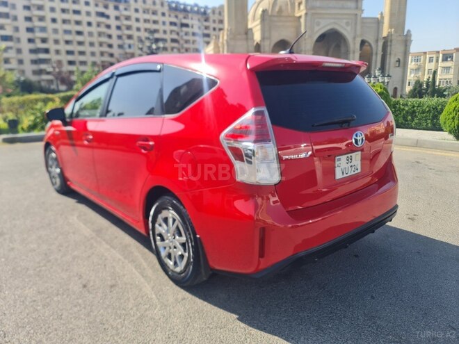 Toyota Prius V 2015, 253,000 km - 1.8 л - Bakı