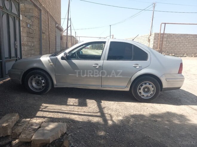 Volkswagen Bora 2000, 150,000 km - 2.0 l - Bakı