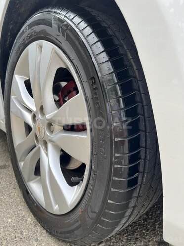 Chevrolet Cruze 2013, 194,000 km - 1.8 л - Şabran