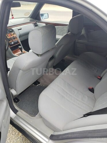 Mercedes E 230 1997, 342,000 km - 2.3 l - Masallı
