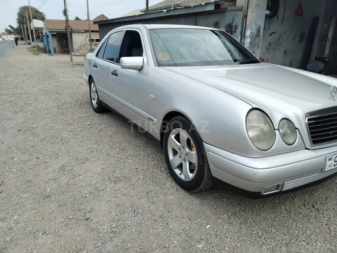 Mercedes E 230 1997, 342,000 km - 2.3 l - Masallı