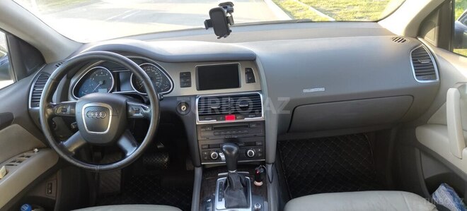 Audi Q7 2007, 192,000 km - 4.2 l - Bakı