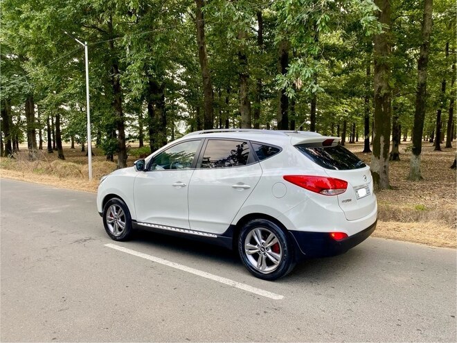 Hyundai ix35 2011, 144,000 km - 2.0 л - Masallı
