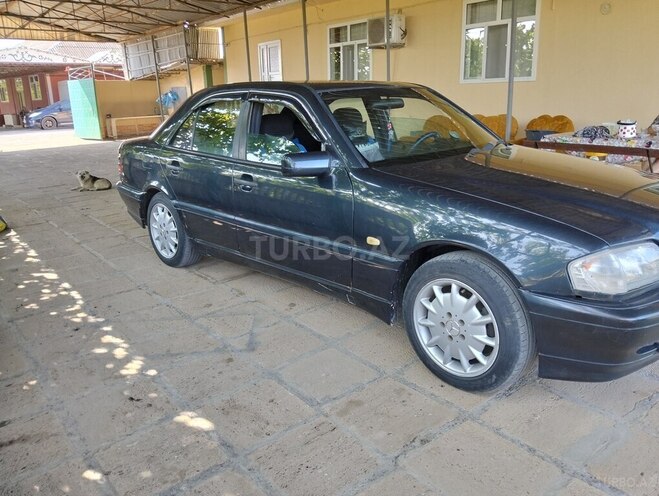 Mercedes C 200 1998, 235,800 km - 2.0 l - Biləsuvar
