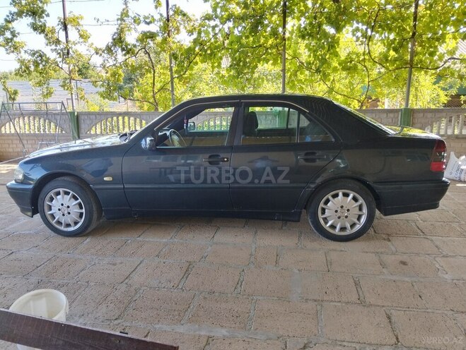 Mercedes C 200 1998, 235,800 km - 2.0 l - Biləsuvar