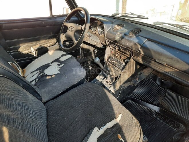 LADA (VAZ) 2106 1982, 69,852 km - 1.6 l - Salyan