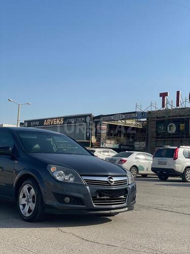 Opel Astra 2009, 302,000 km - 1.3 l - Xırdalan