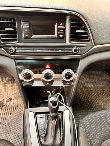 Hyundai Elantra 2020, 204,000 km - 1.6 л - Tovuz