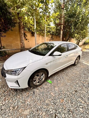 Hyundai Elantra 2020, 204,000 km - 1.6 л - Tovuz