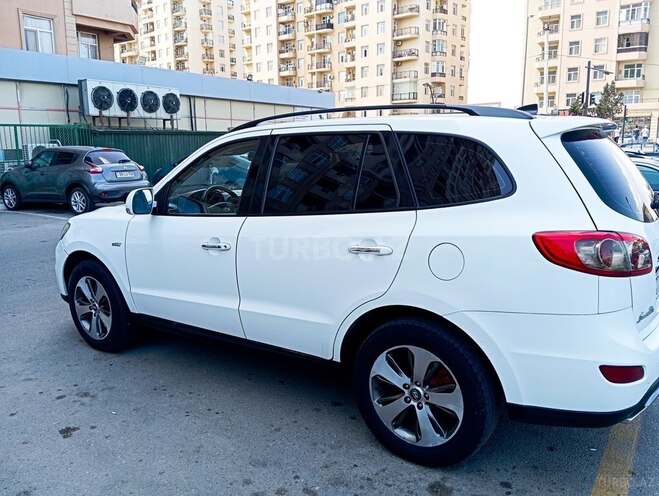Hyundai Santa Fe 2011, 255,000 km - 2.0 л - Bakı
