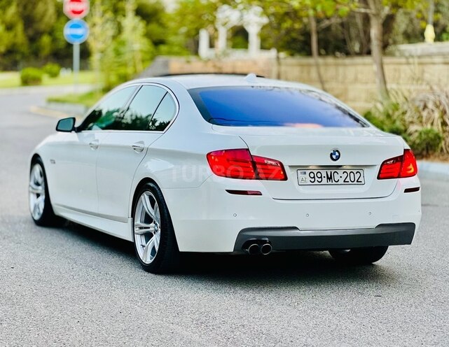 BMW 525 2012, 230,000 km - 2.0 л - Bakı