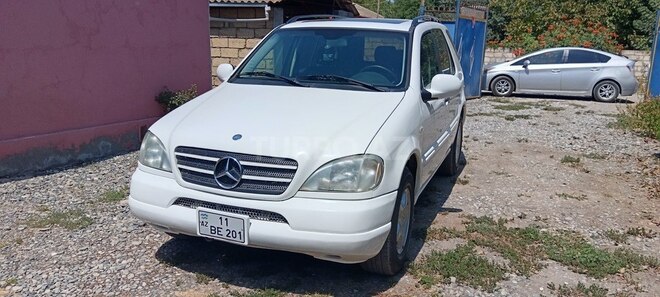 Mercedes ML 320 2001, 313,400 km - 0.3 л - Beyləqan
