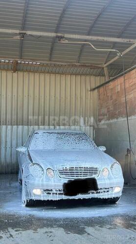 Mercedes E 270 2002, 372,000 km - 2.7 l - Bakı