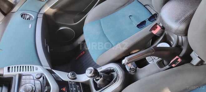 Chevrolet Cruze 2012, 290,366 km - 1.6 л - Xudat
