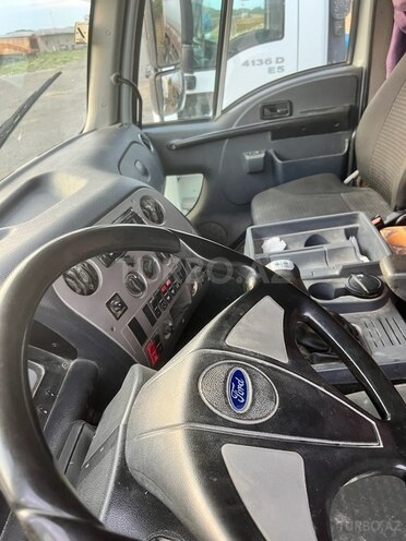 Ford Cargo 2014, 266,000 km - 7.5 l - Bakı