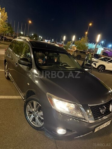 Nissan Pathfinder 2013, 130,000 km - 3.5 l - Bakı