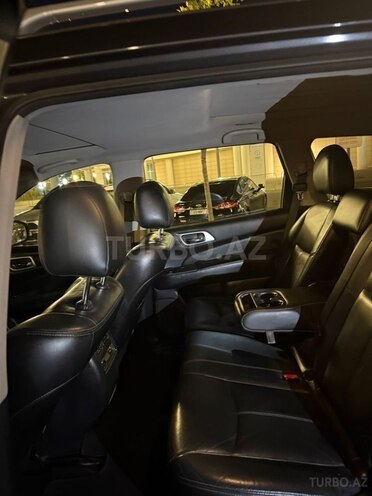 Nissan Pathfinder 2013, 130,000 km - 3.5 l - Bakı