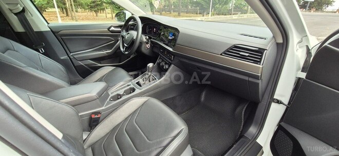 Volkswagen Jetta 2018, 50,000 km - 1.4 l - Qax