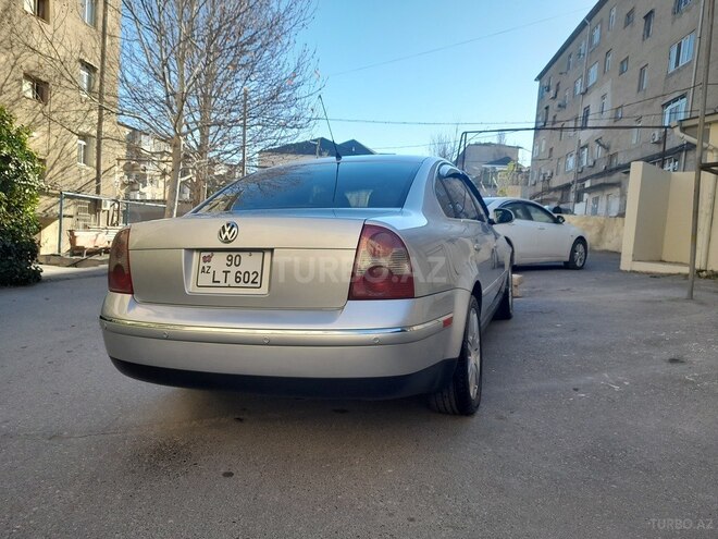 Volkswagen Passat 2004, 320,000 km - 1.8 l - Bakı