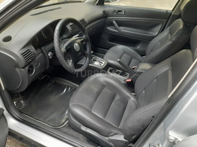 Volkswagen Passat 2004, 320,000 km - 1.8 l - Bakı