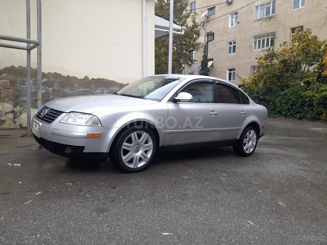 Volkswagen Passat 2004, 320,000 km - 1.8 l - Bakı