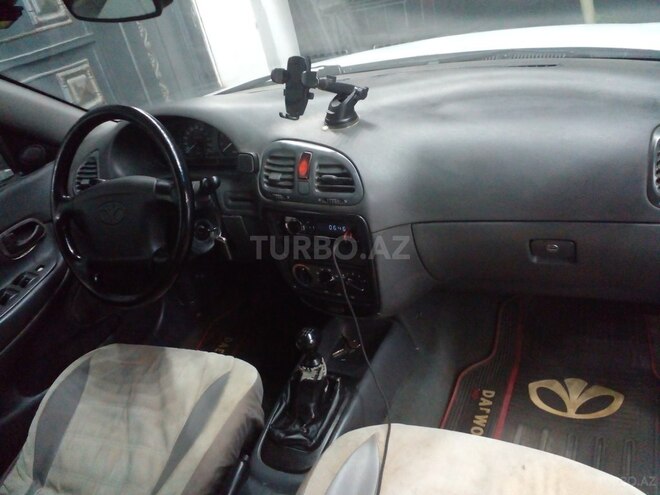 Daewoo Nubira 1998, 355,000 km - 2.0 l - Bakı