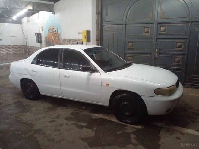 Daewoo Nubira 1998, 355,000 km - 2.0 l - Bakı