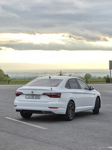 Volkswagen Jetta 2018, 50,000 km - 1.4 l - Qax