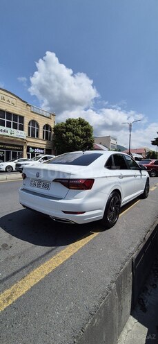 Volkswagen Jetta 2018, 50,000 km - 1.4 l - Qax