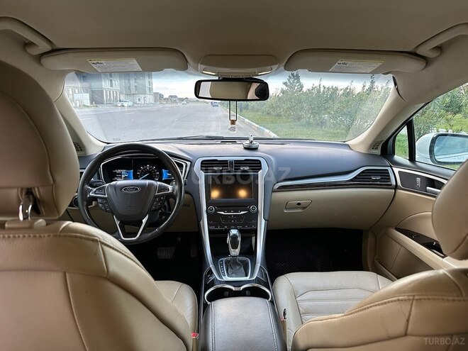 Ford Fusion (North America) 2013, 375,000 km - 2.0 l - Sumqayıt