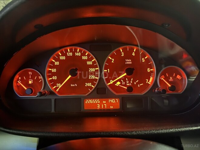 BMW 325 2002, 226,550 km - 2.5 l - Göyçay