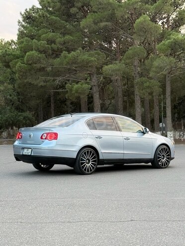 Volkswagen Passat 2007, 286,245 km - 2.0 л - Sumqayıt