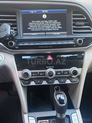 Hyundai Elantra 2019, 107,021 km - 2.0 l - Bakı