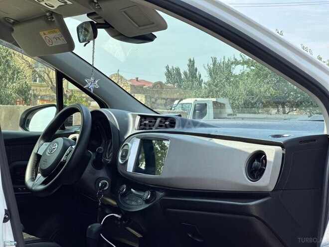 Toyota Vitz 2018, 115,000 km - 1.5 l - Bakı