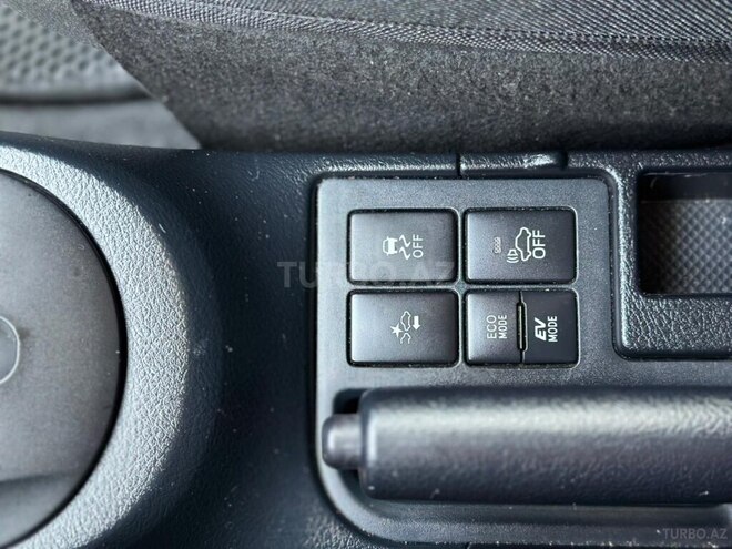 Toyota Vitz 2018, 115,000 km - 1.5 l - Bakı