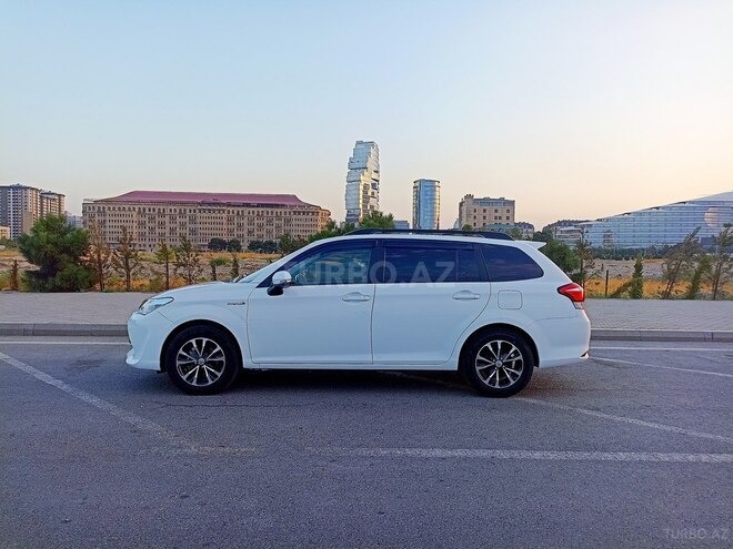 Toyota Corolla Fielder 2015, 135,000 km - 1.5 l - Bakı