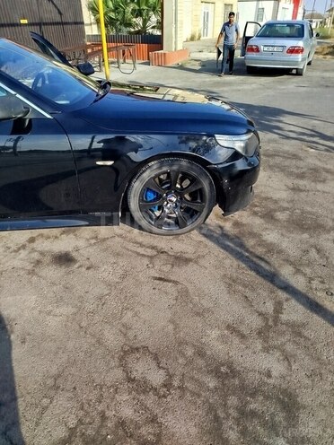 BMW 545 2004, 380,000 km - 4.4 l - Bakı