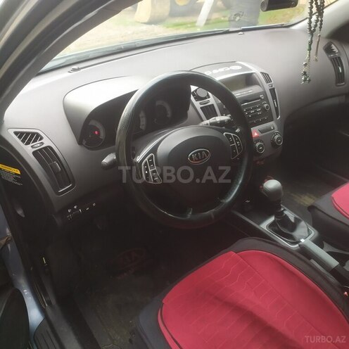 Kia  2008, 239,213 km - 1.6 l - Tovuz
