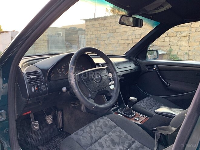 Mercedes C 220 1999, 582,631 km - 2.2 l - Bakı