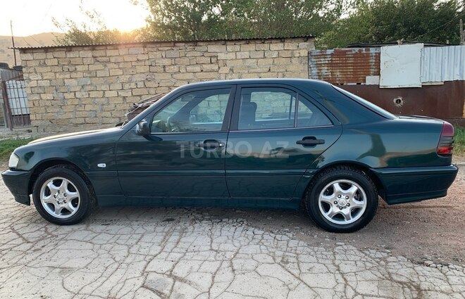 Mercedes C 220 1999, 582,631 km - 2.2 l - Bakı