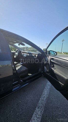 Toyota Corolla 2017, 230,000 km - 1.5 l - Bakı