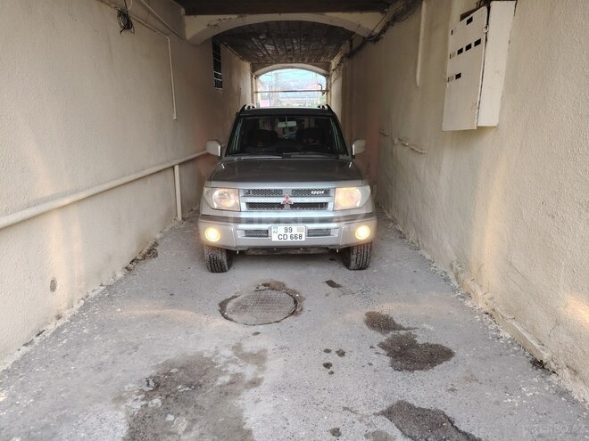 Mitsubishi Pajero io 1998, 285,000 km - 1.8 l - Bakı