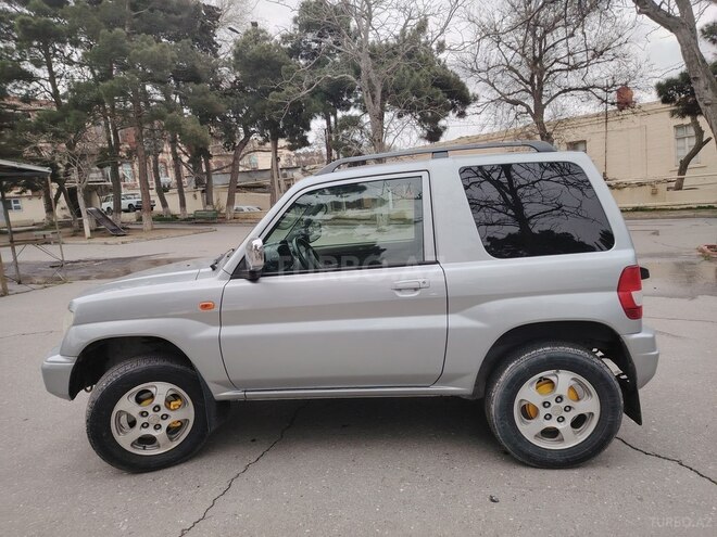 Mitsubishi Pajero io 1998, 285,000 km - 1.8 l - Bakı