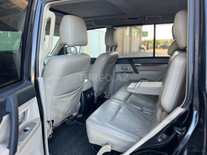 Mitsubishi Pajero 2008, 268,000 km - 3.0 л - Xırdalan