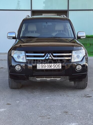 Mitsubishi Pajero 2008, 268,000 km - 3.0 л - Xırdalan