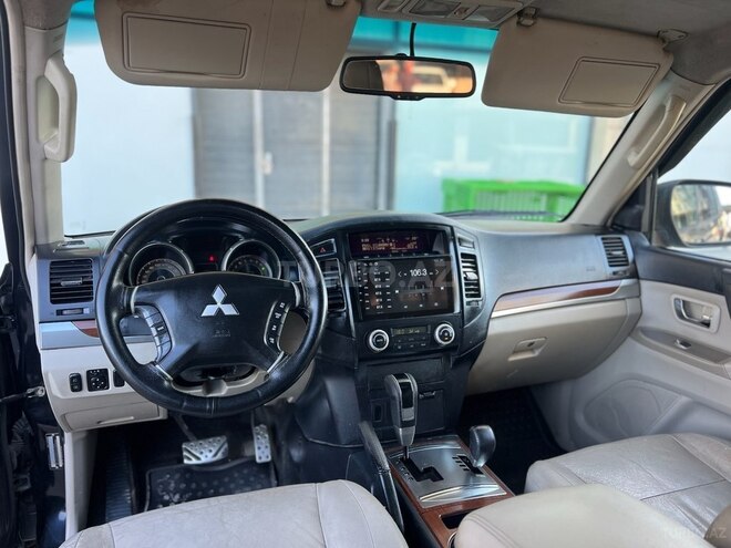Mitsubishi Pajero 2008, 268,000 km - 3.0 л - Xırdalan