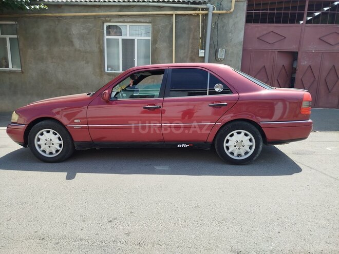 Mercedes C 180 1995, 388,500 km - 1.8 l - Göygöl
