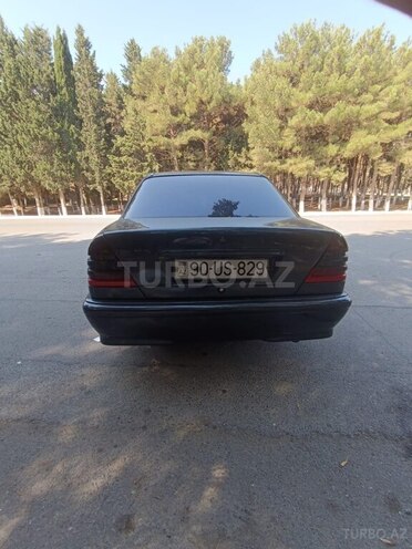 Mercedes C 220 1999, 270,500 km - 2.2 л - Sumqayıt